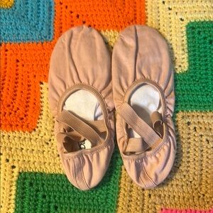 So Danca Split Sole Stretch Canvas Ballet Shoe Womens 7